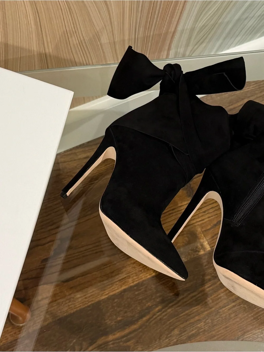 Aminah Abdul Jillil elegant black